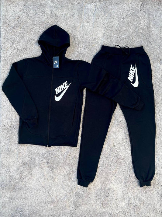 CONJUNTO NIKE ∙ NEGRO