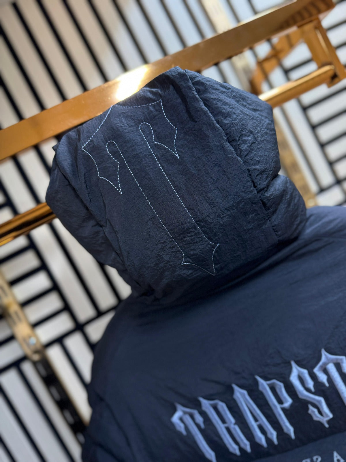 TRAPSTAR • NEGRO / CHICO