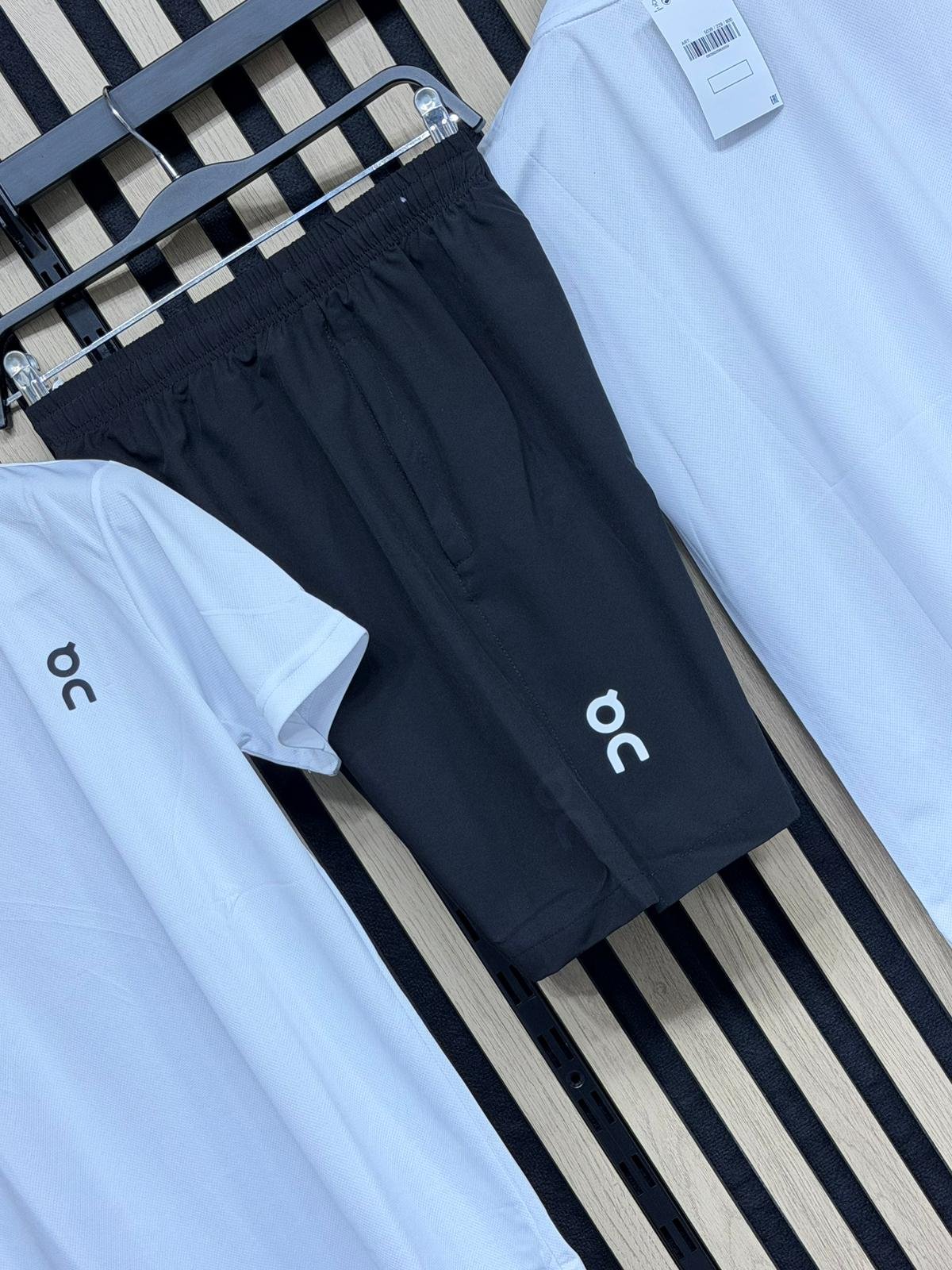CONJUNTO ON • BLANCO