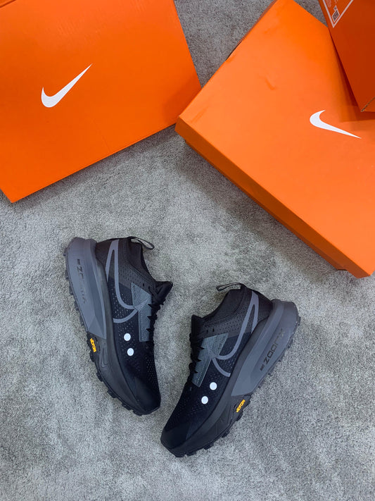 NIKE Air Zoom AlphaFly • NEGRO