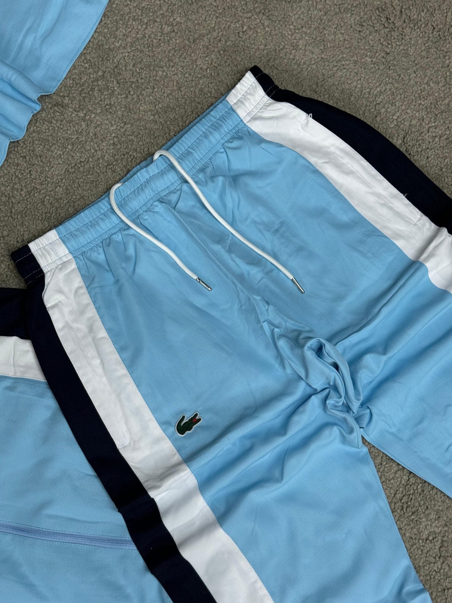 CHÁNDAL LACOSTE ∙ AZUL/BLANCO