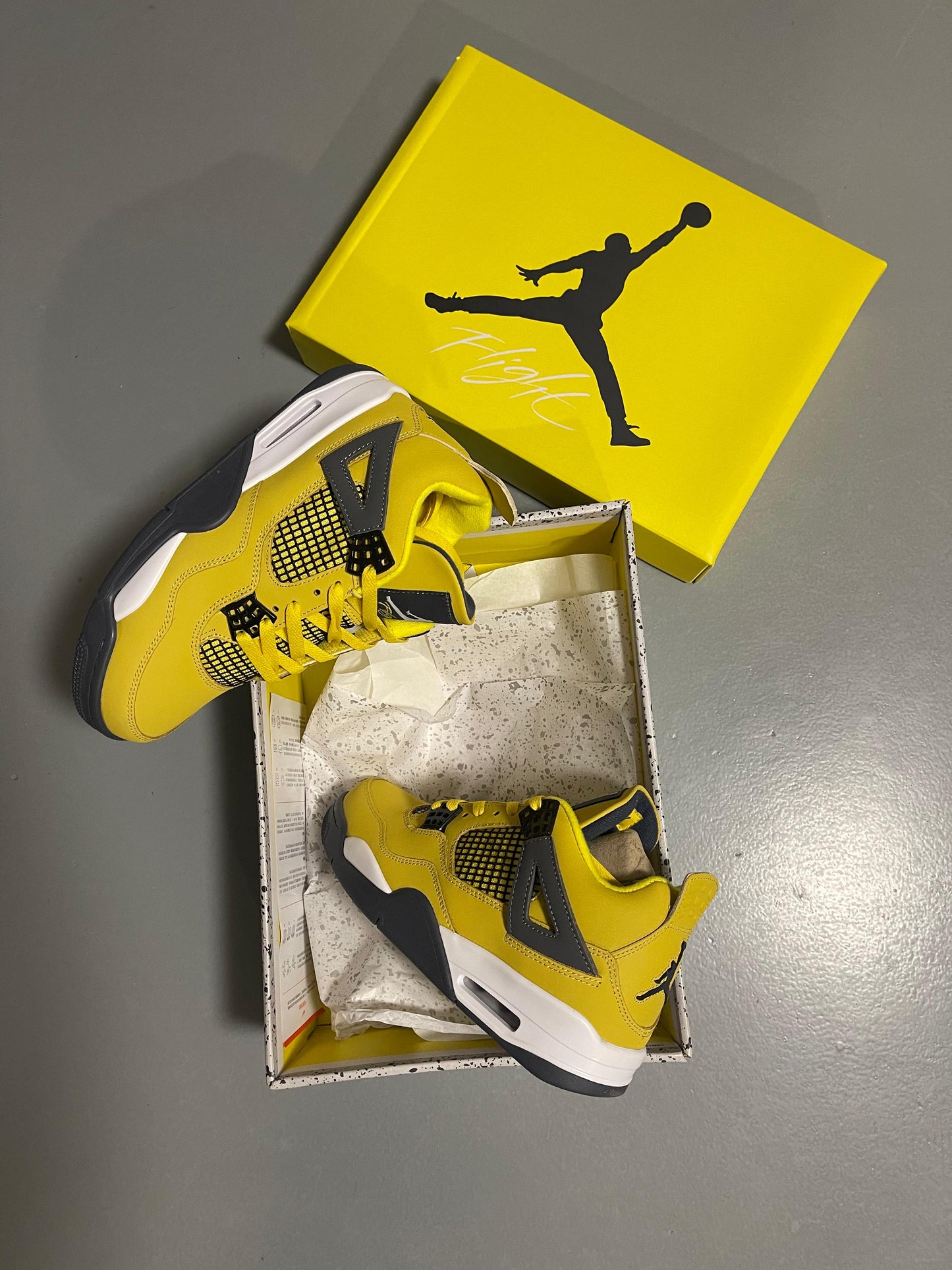 JORDAN 4 • AMARILLO