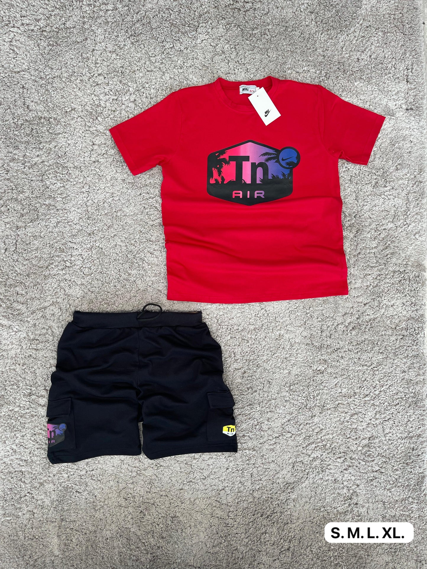 CONJUNTO NIKE TN • ROJO/BLANCO