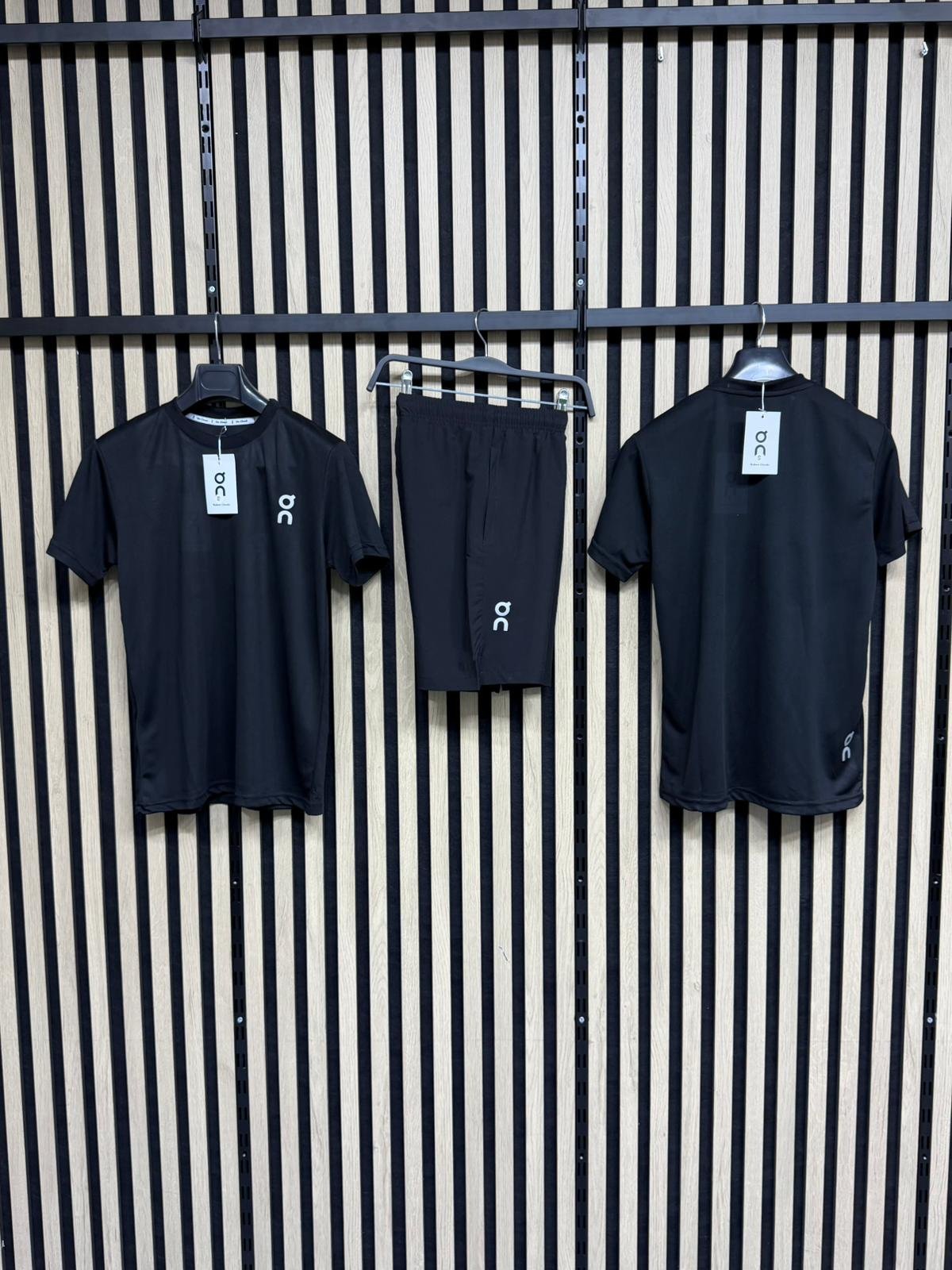 CONJUNTO ON • NEGRO
