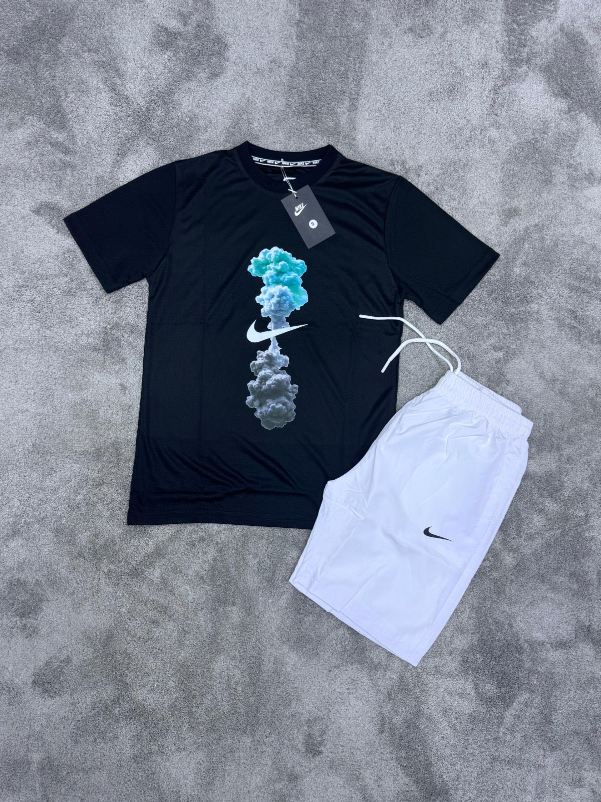 CONJUNTO NIKE • NEGRO/BLANCO