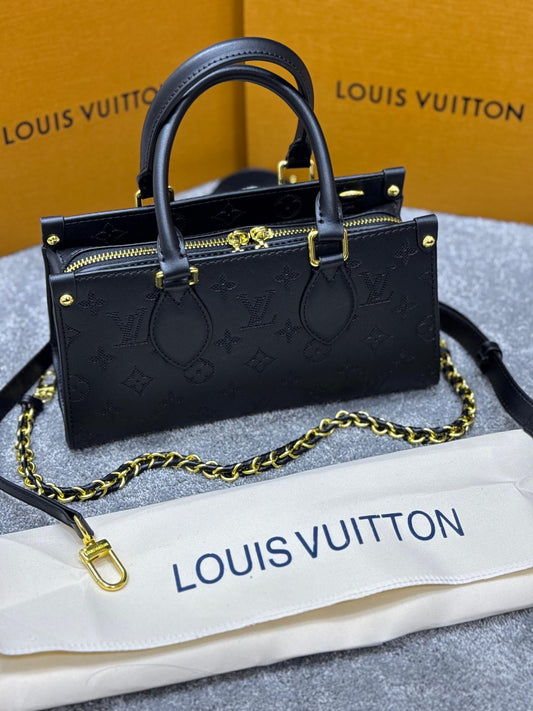 BOLSO LOUIS VUITTON • NEGRO