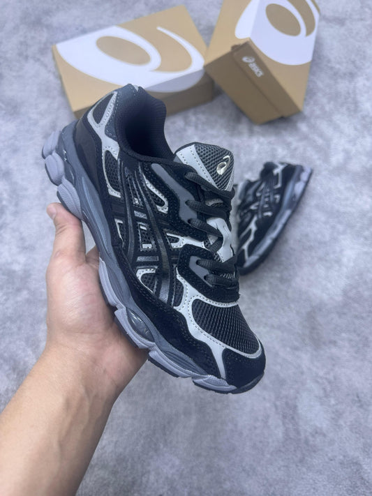 ASICS GEL-NYC • NEGRO