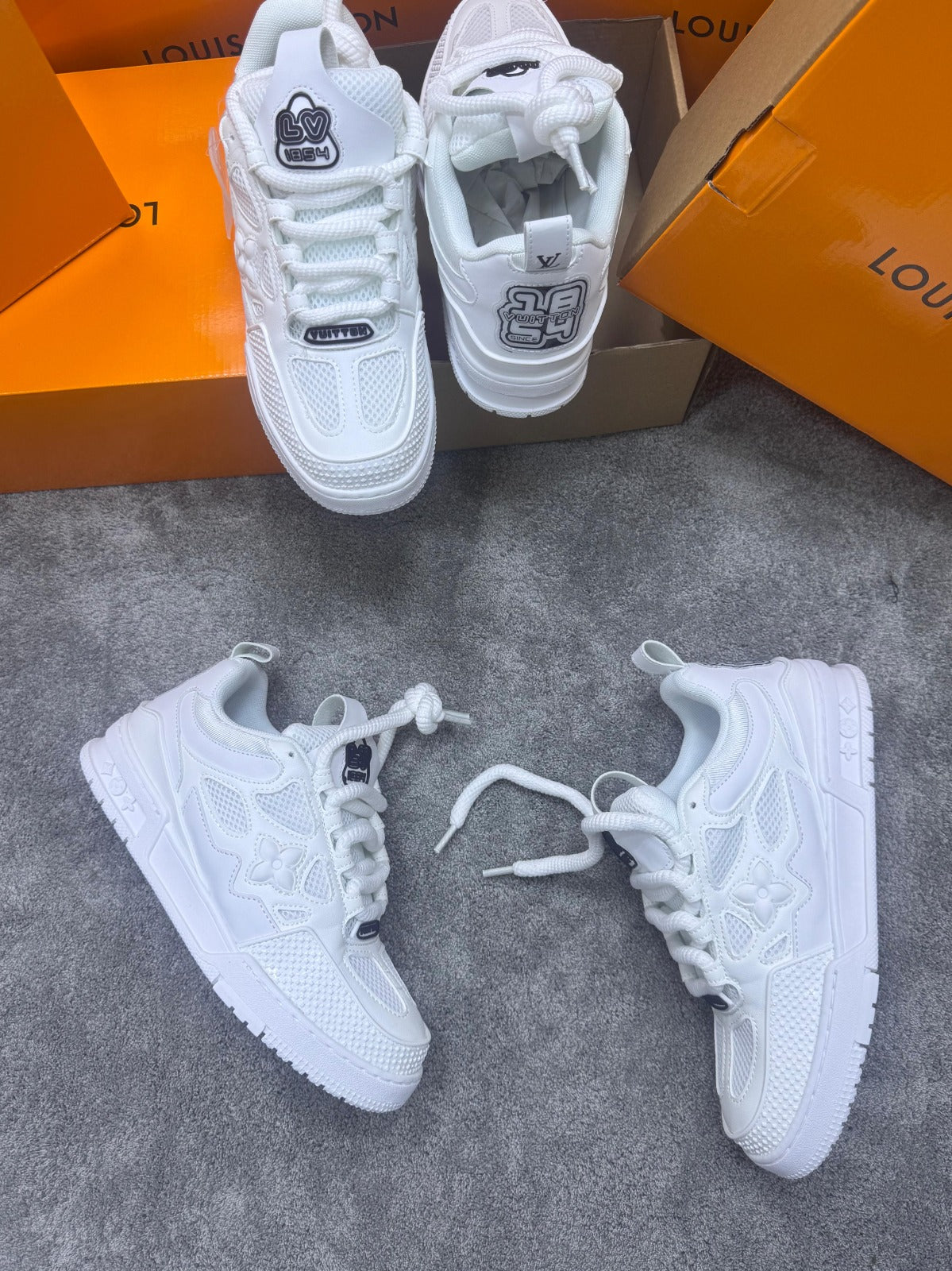 LOUIS VUITTON SKATE • BLANCO