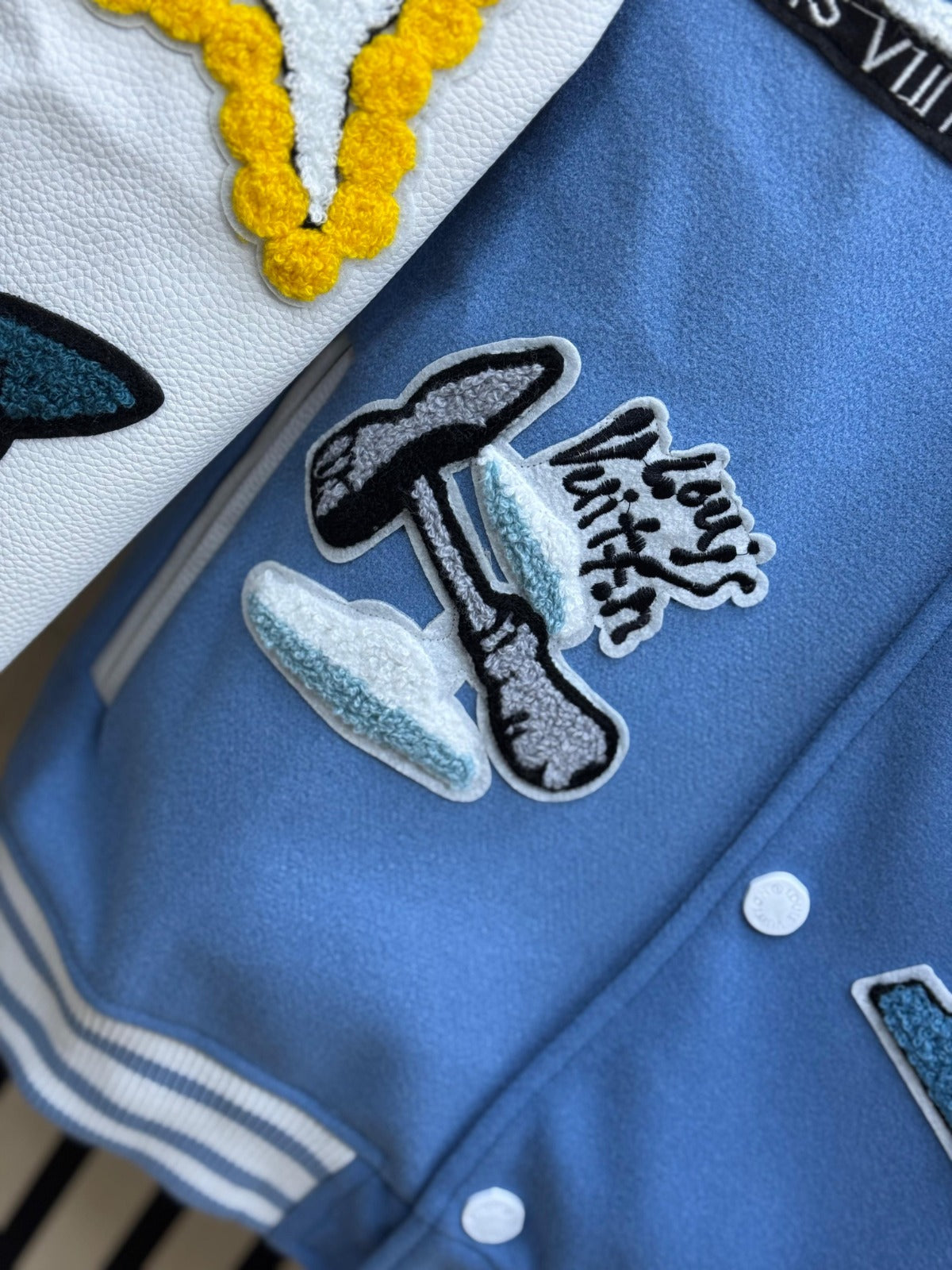 CHAQUETA LOUIS VUITTON • AZUL