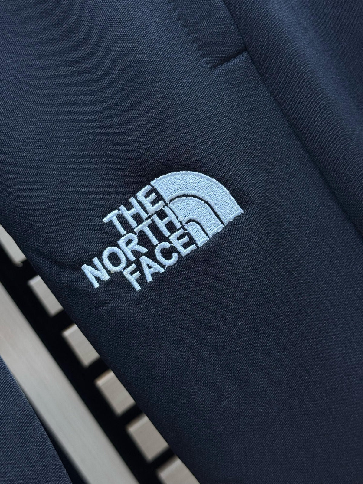 THE NORTH FACE • NEGRO