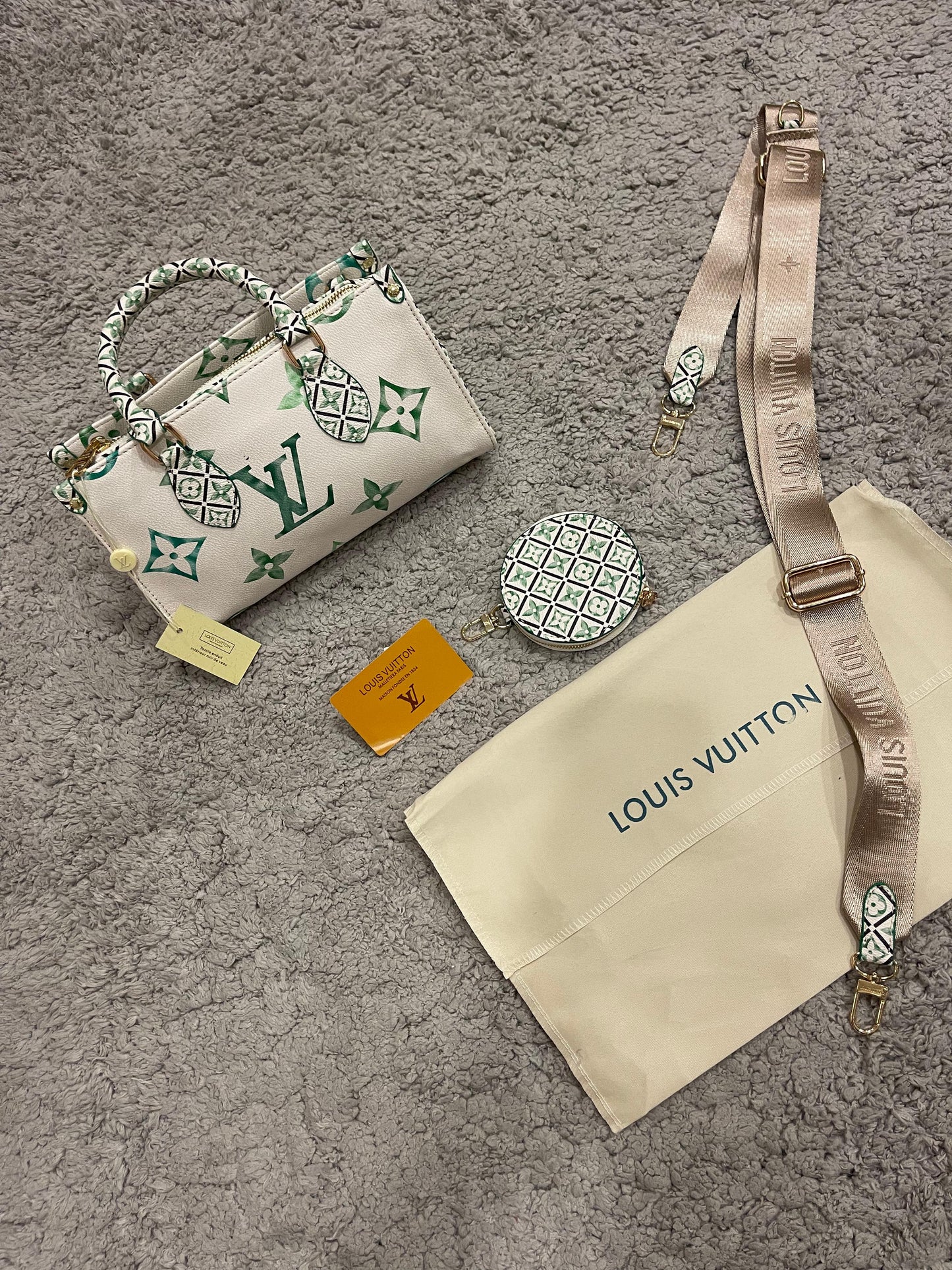 BOLSO • LOUIS VUITTON