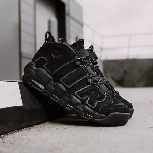 AIR UP TEMPO • NEGRO