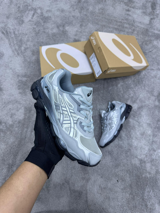 ASICS GEL-NYC • GRIS