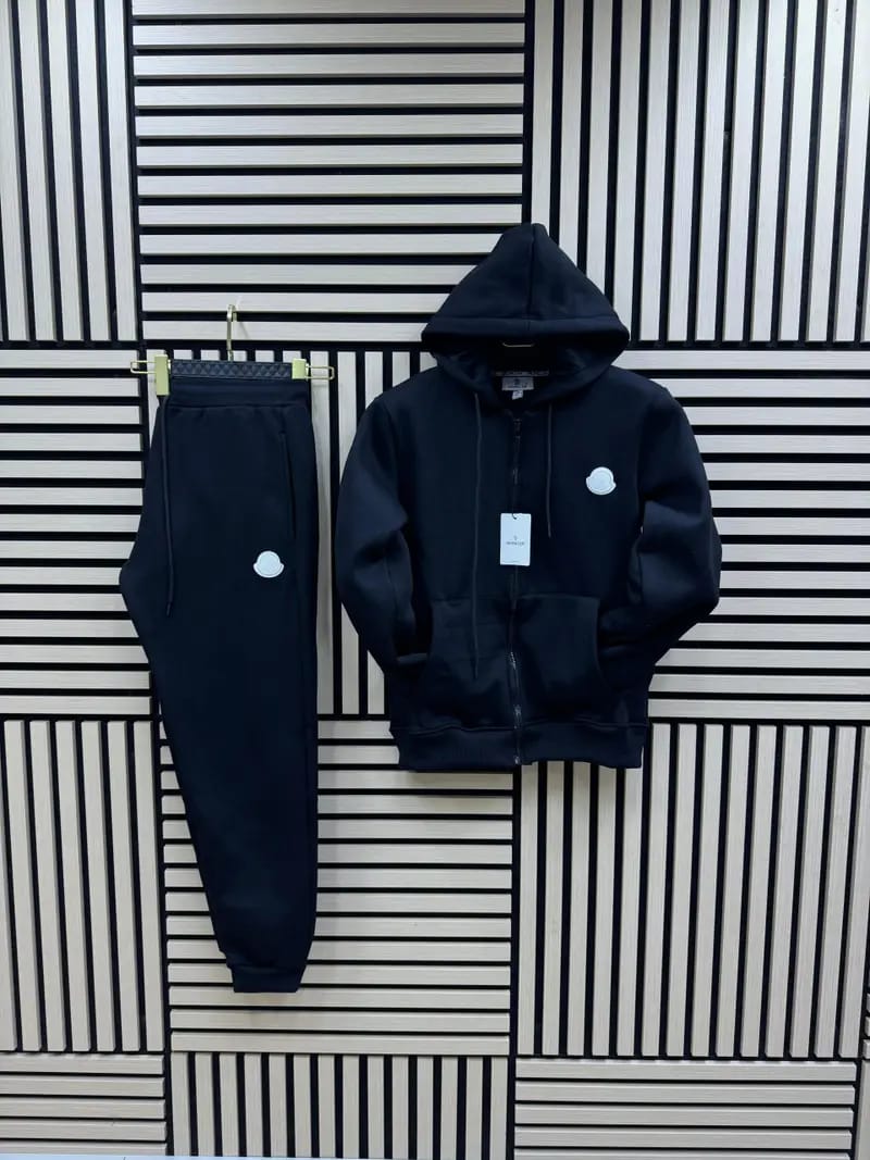 CHANDAL MONCLER • NEGRO
