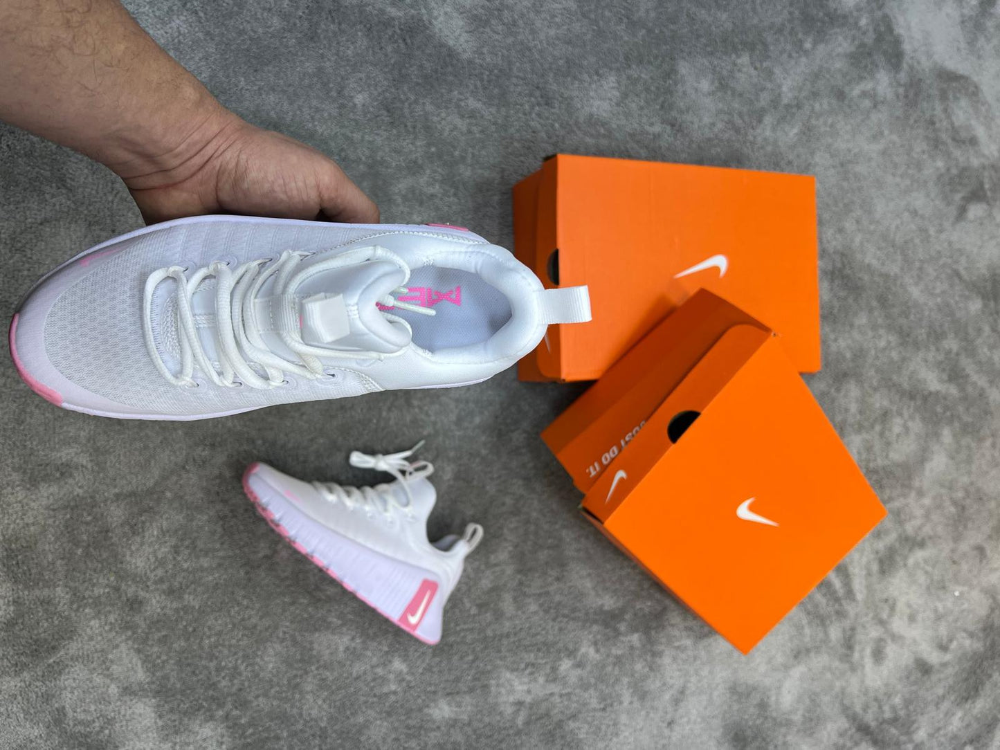 FREE METCON • BLANCO/ROSA