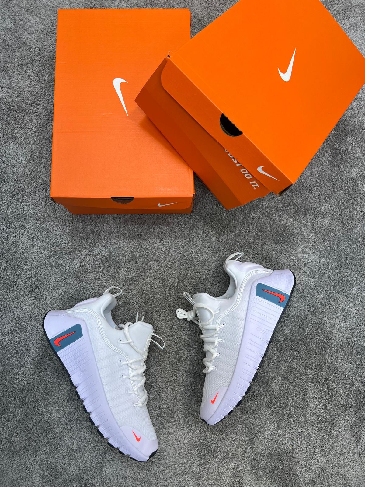 FREE METCON • BLANCO/GRIS