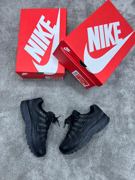NIKE P-6000 • NEGRO