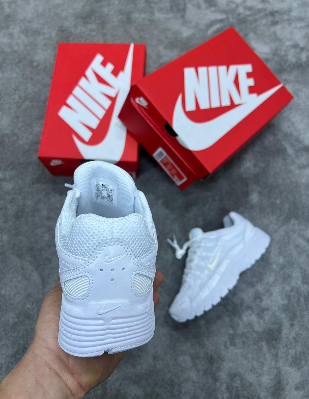NIKE P-6000 • BLANCO