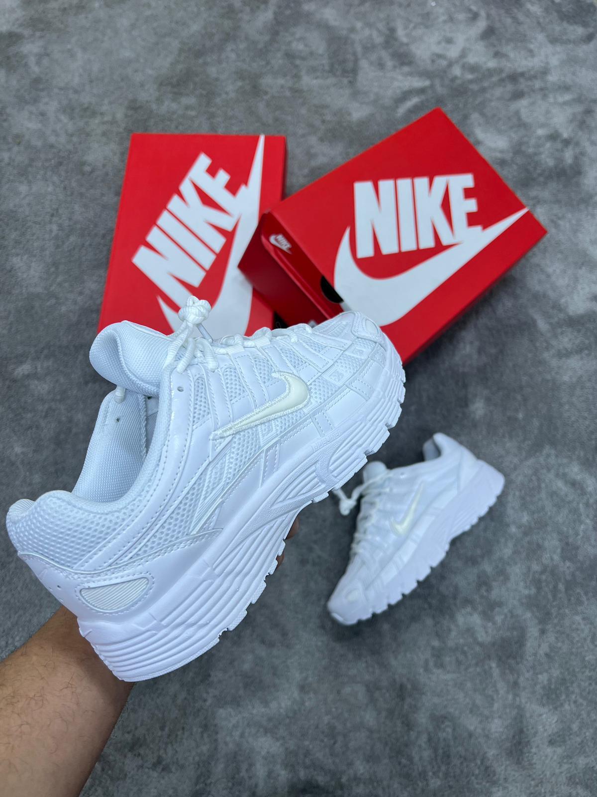 NIKE P-6000 • BLANCO