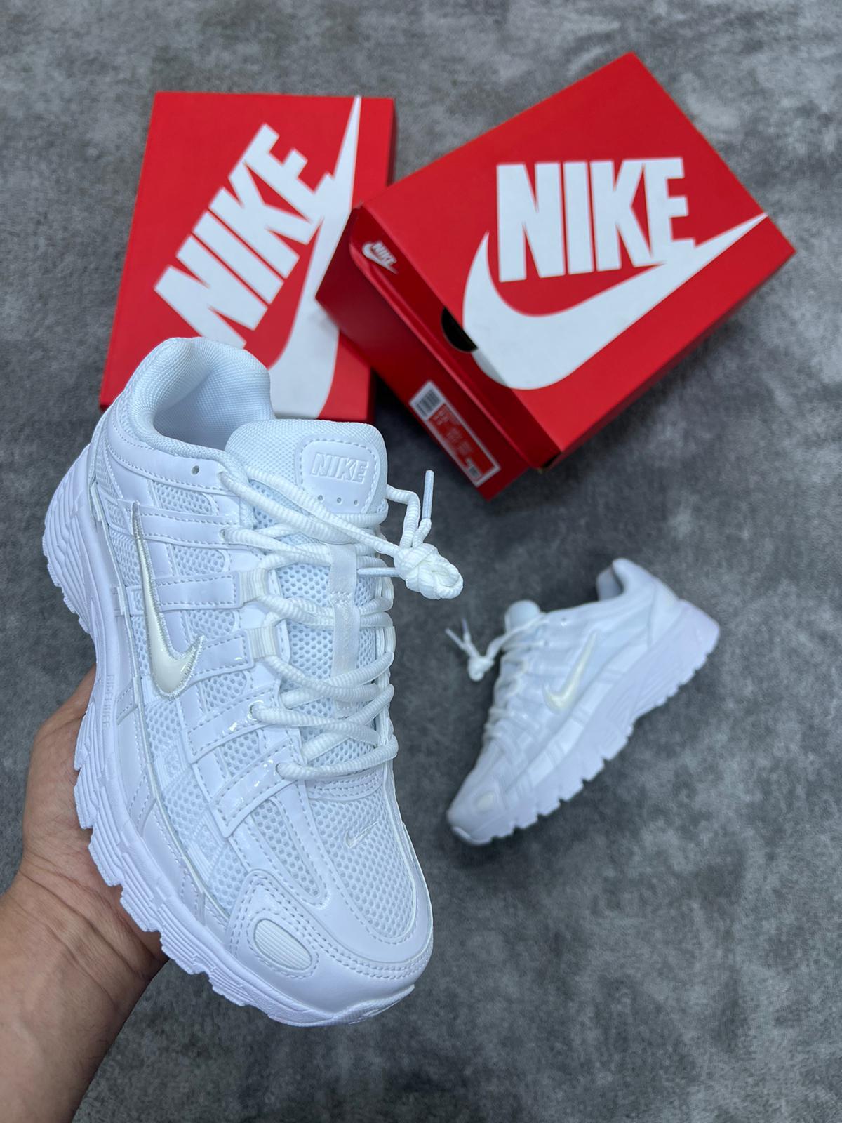 NIKE P-6000 • BLANCO