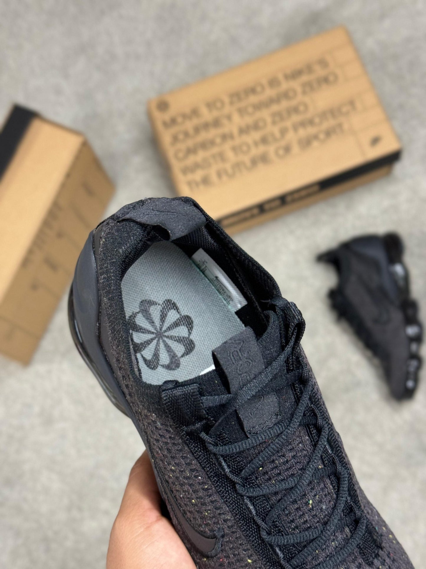 NIKE VAPOR MAX
