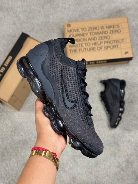 NIKE VAPOR MAX
