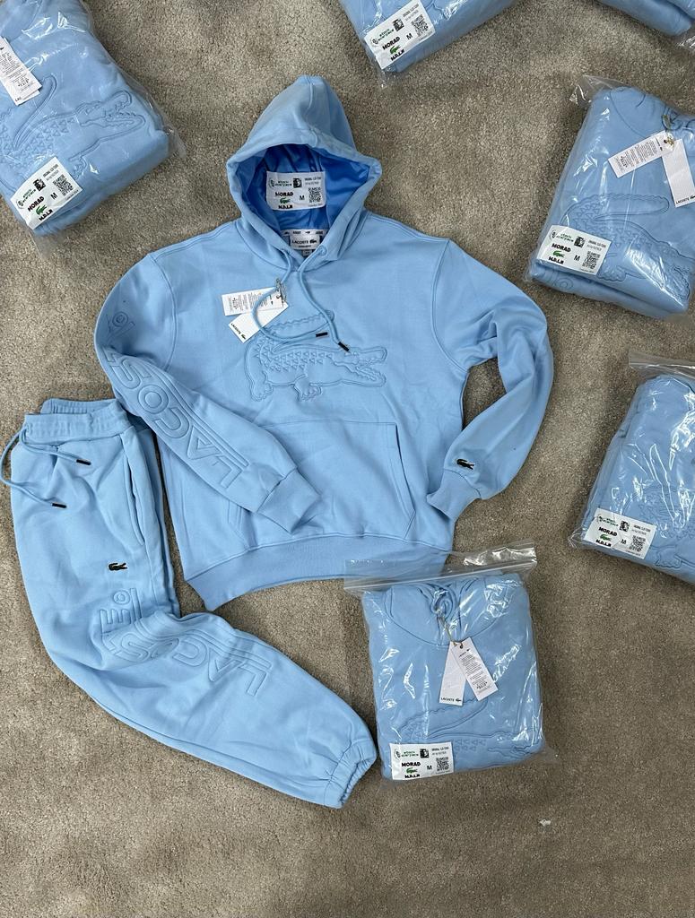 CONJUNTO LACOSTE ∙ AZUL CLARITO
